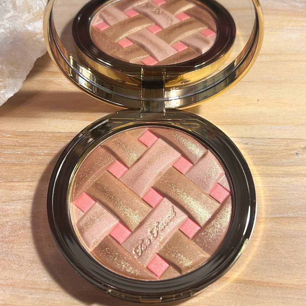 Too Faced Sweetie Pie Radiant Peach Bronzer